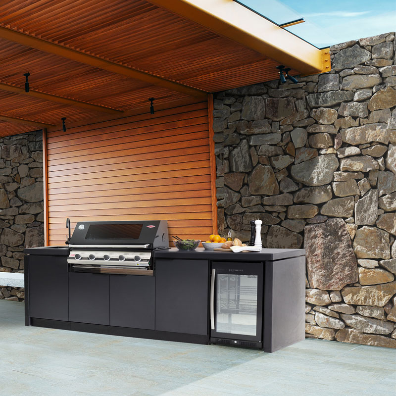 Outdoor Kitchens